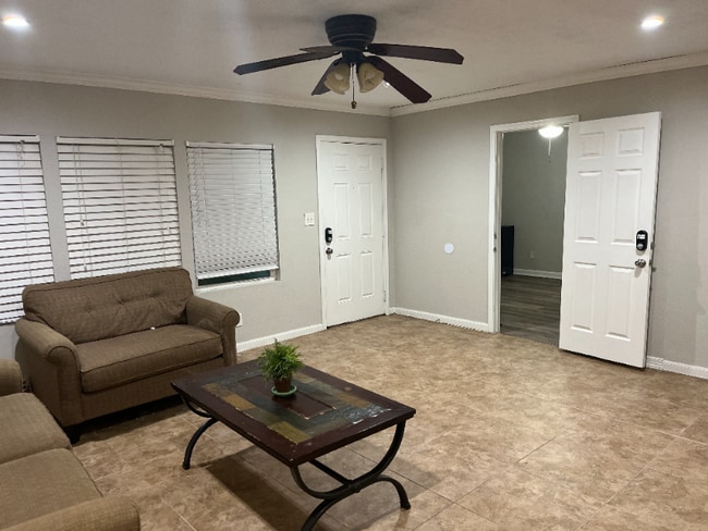 Photo - 5007 Nassau Rd