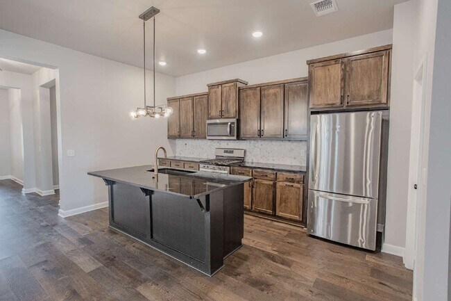 3729 Alta Vis Dr