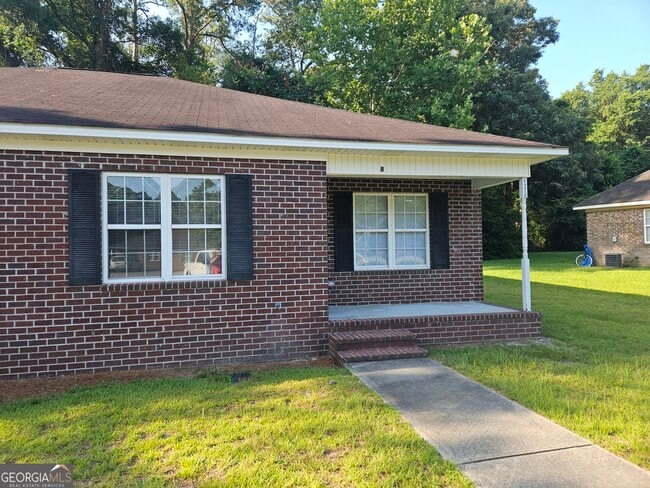 Building Photo - 1210 Beaver Creek Dr