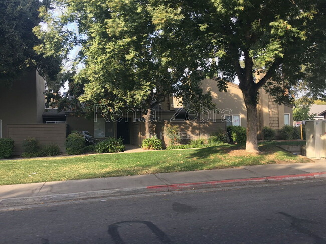 Photo - 1313 Floyd Ave Unit 103