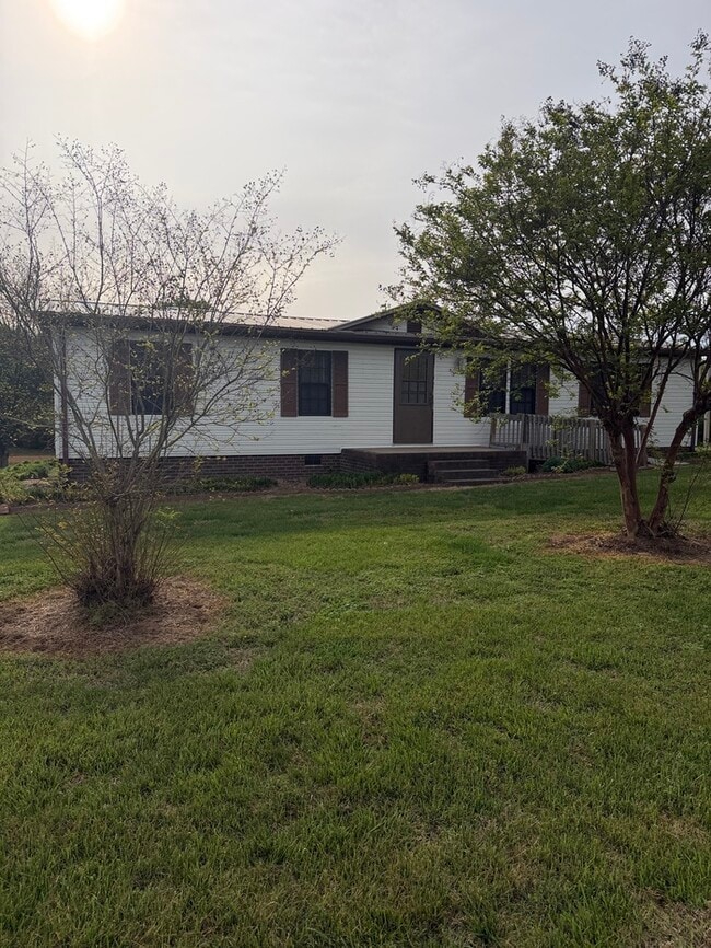 Photo - 20232 NC-138