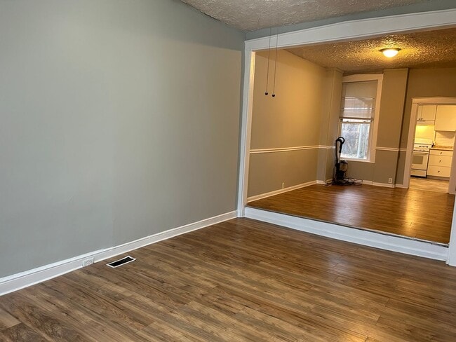 Photo - Beautiful 3 Bedroom Home in Lancaster City!