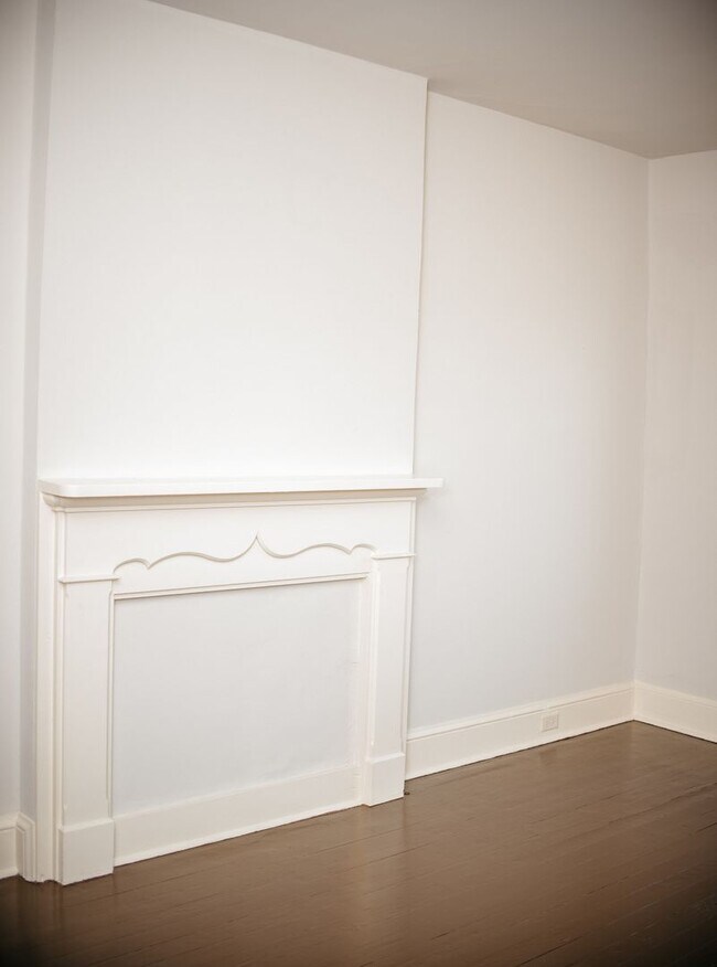 Photo - 331 N 3rd St Unit 1