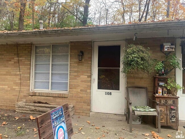 Building Photo - 108 Oakdale Rd Rental