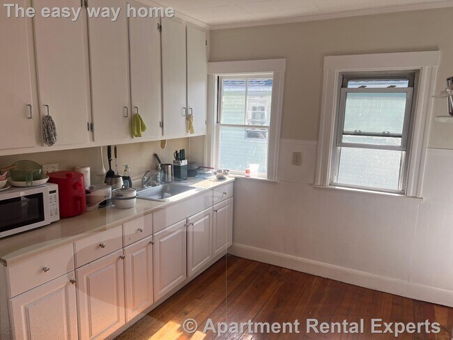 Photo - 73 Frederick Ave Unit #2