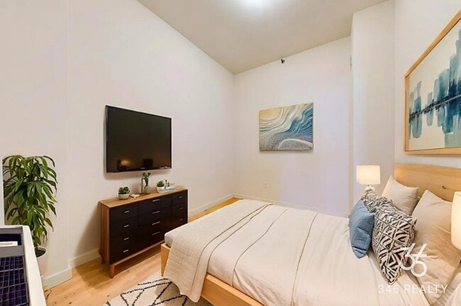 Photo - Washington Street Unidad 7C