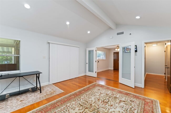 Photo - 12119 Dunlap St