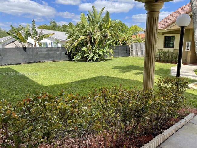 Photo - 2642 Riverside Dr Unidad 2642