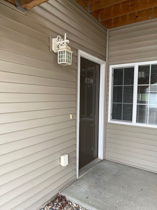 Building Photo - 1230 Trail Ridge Rd