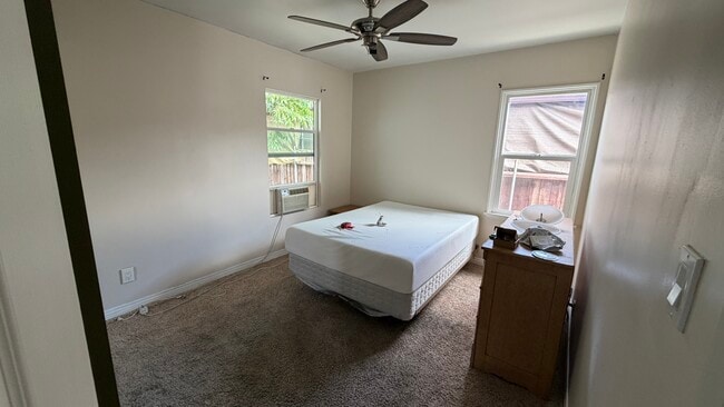 6433 Ben Ave