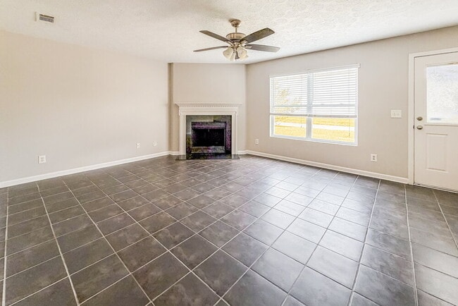 3346 Blaze Dr