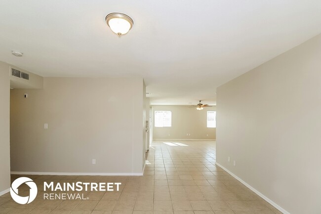 Photo - 705 W Frito Ave