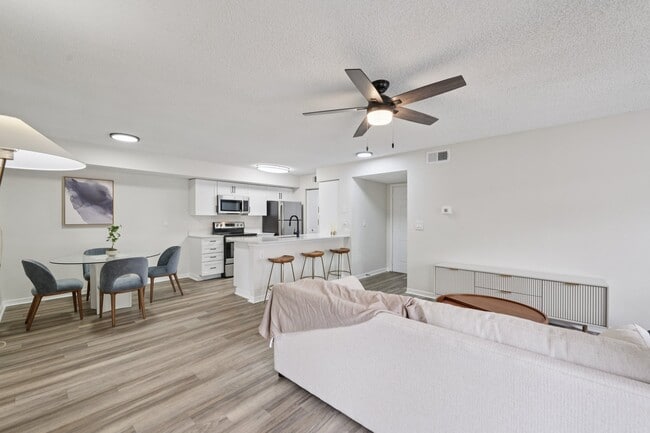 Aspen Naples