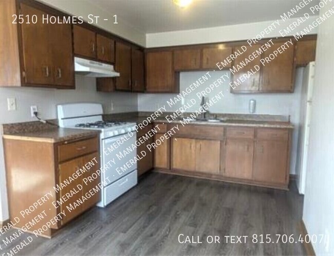Photo - 2510 Holmes St Unit 1