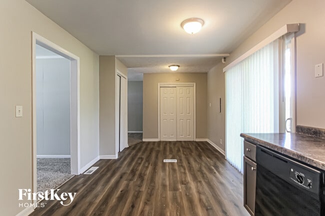 Photo - 4939 Norcroft Dr