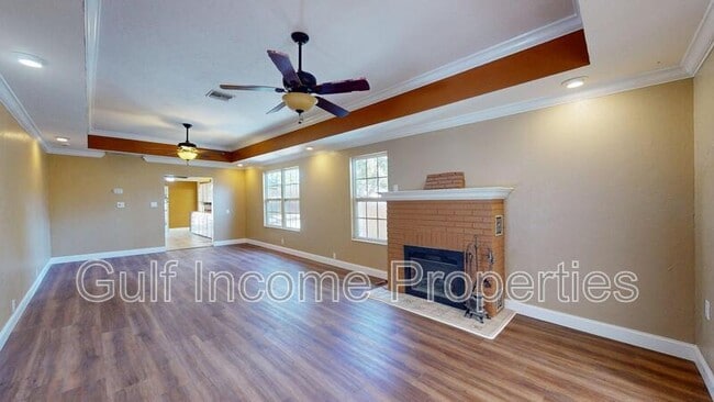 Photo - 2635 Arnold St