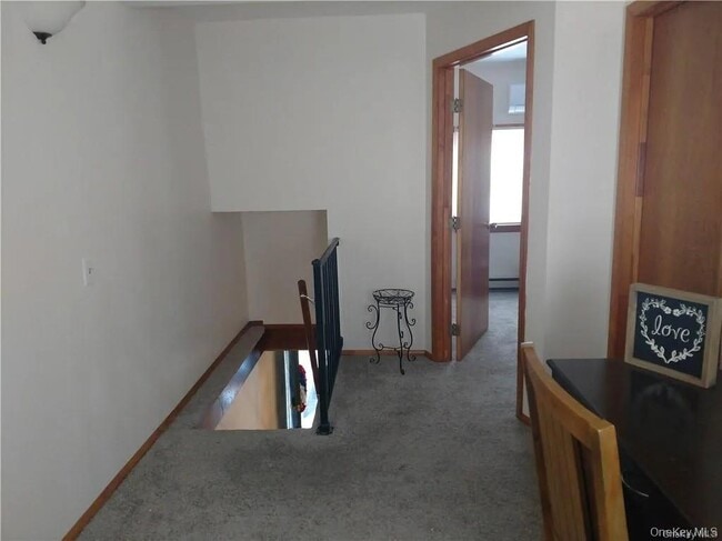 Photo - 98 Mearns Ave