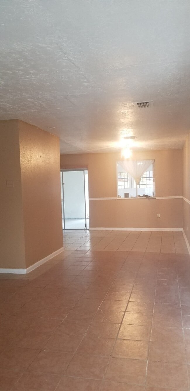 Photo - 10734 Concho St