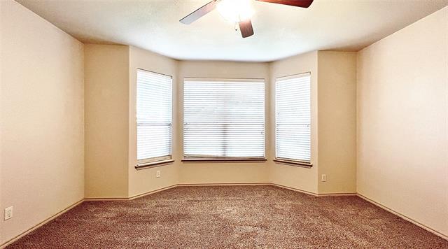 Photo - 3125 Buckthorn Ln