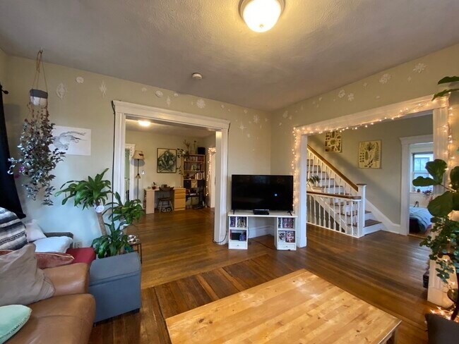 Photo - 58 Atherton Rd Unit 2