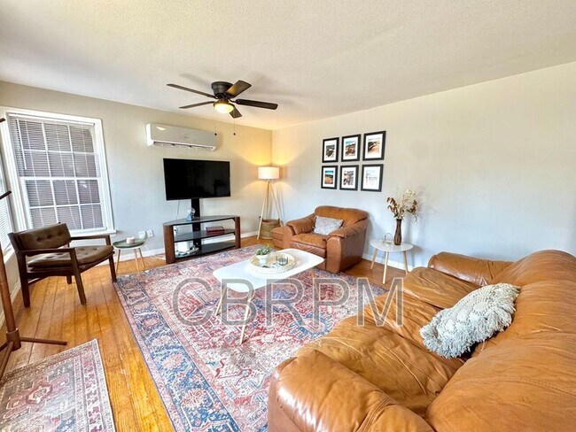 Photo - 2212 27th St