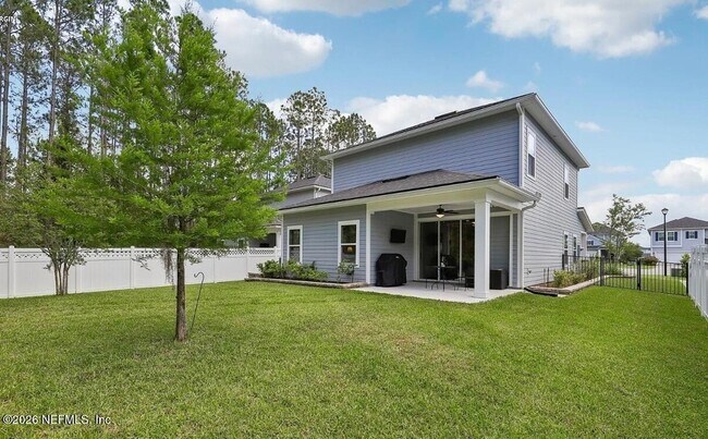 Photo - 323 Holly Forest Dr