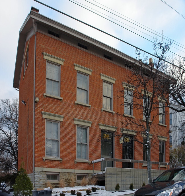 Photo - 36-38 E Hollister St