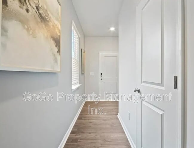 Photo - 118 Paddock Glen Dr