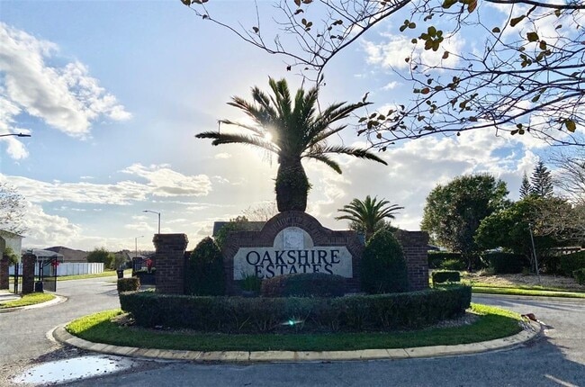 Photo - 1030 Adelphi Ln