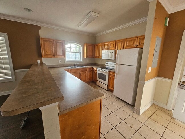 Photo - The Gardens @ Cypress Bay - 204 Unit 204
