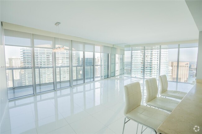 Building Photo - 465 Brickell Ave Rental