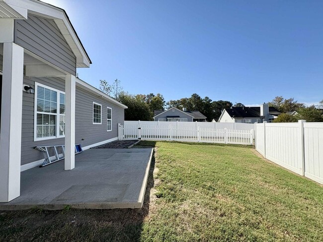 Photo - Move-In Ready 2 Bedroom, One Story Home – ...