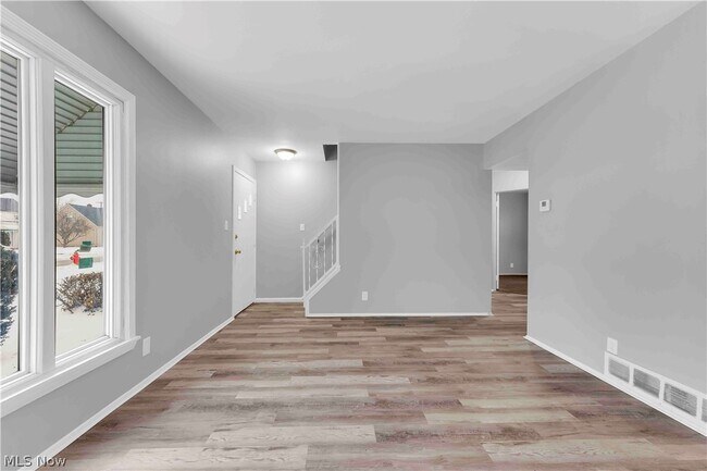 Photo - 26450 Drakefield Ave