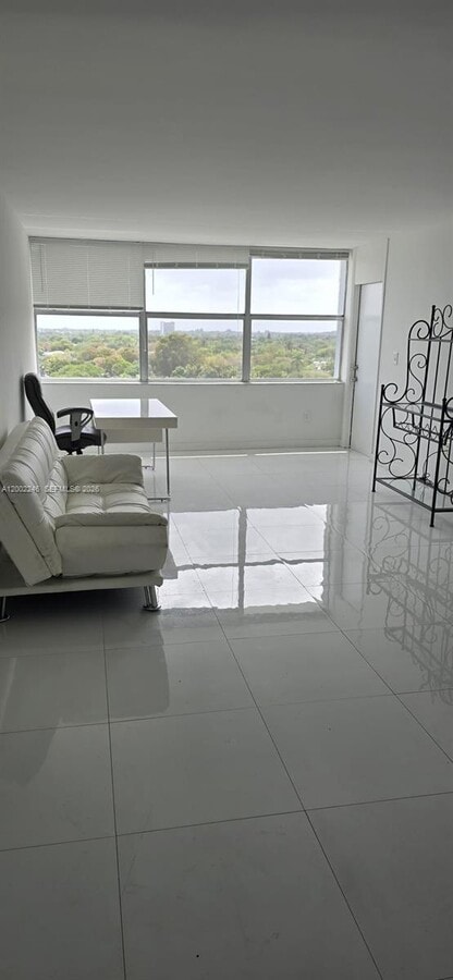 Photo - 1200 NE Miami Gardens Dr Unit 1003W