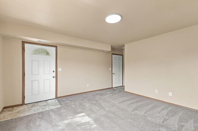 800 N Regal Ct