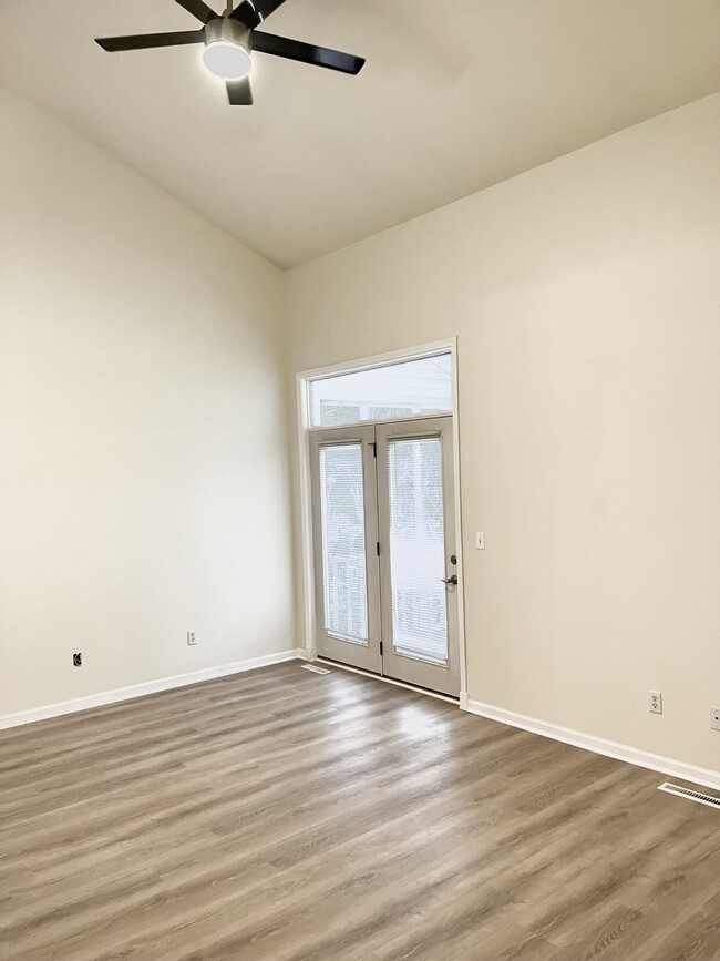 Living Room to Screened Porch - 984 22nd Ave