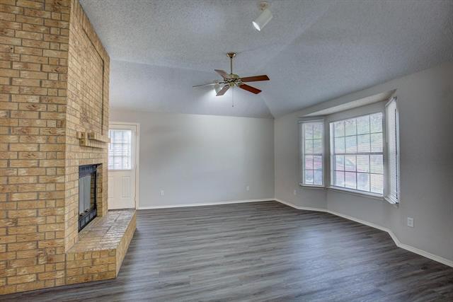 Photo - 406 Valley Spring Dr