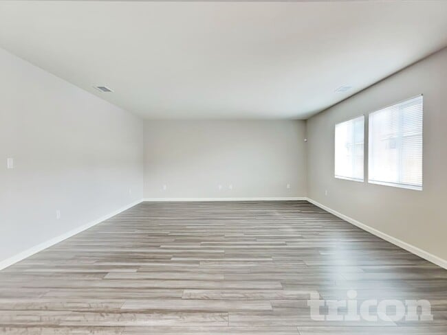 Photo - 8952 Elk Ravine Dr
