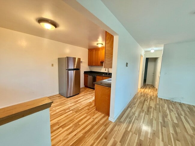 Photo - CAMBRIAN - Remodeled upstairs unit - great location near downtown Campbell Unit 3