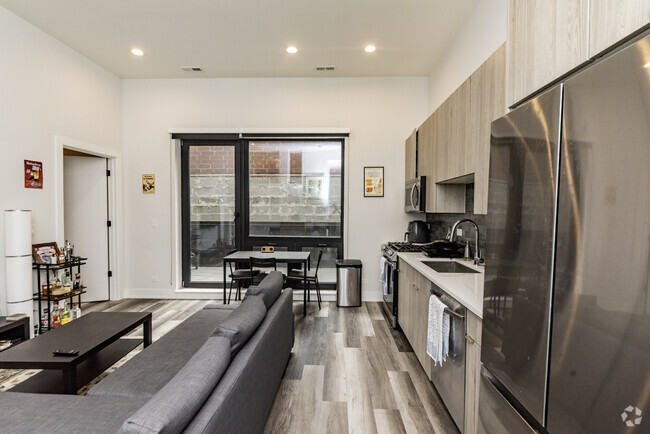 Building Photo - 2317 N Clark St Unit 210 Rental