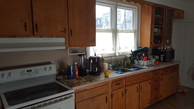 Photo - 404 N 10th St