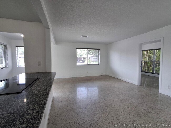 Photo - 1624 NE 25th St Unit 1624