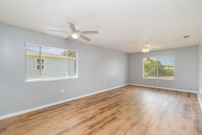 Photo - 2290-2296 Fox Hollow Dr. Unit 2296