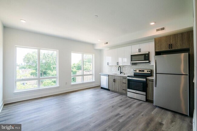 Photo - 1420 Point Breeze Ave Unidad 203