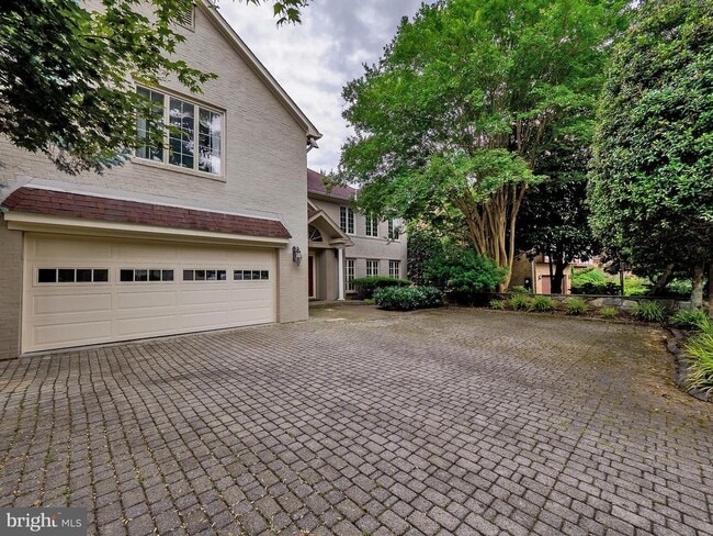 Photo - 6513 Kenhill Rd