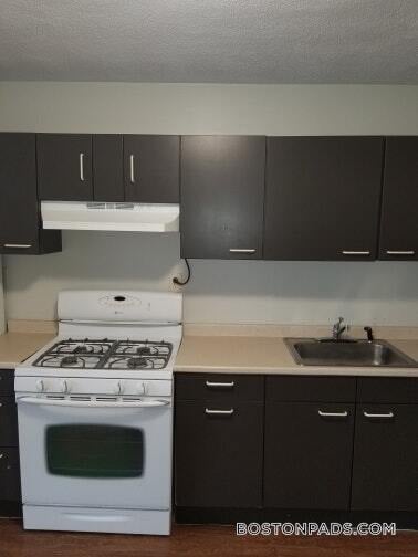 Photo - 161 Bennington St Unidad 2