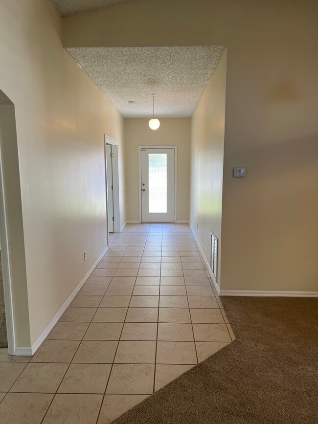 Photo - 833 Lake George Dr