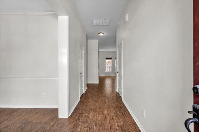 Photo - Spacious 3-Story Heights Rental Near 610 & 19th St