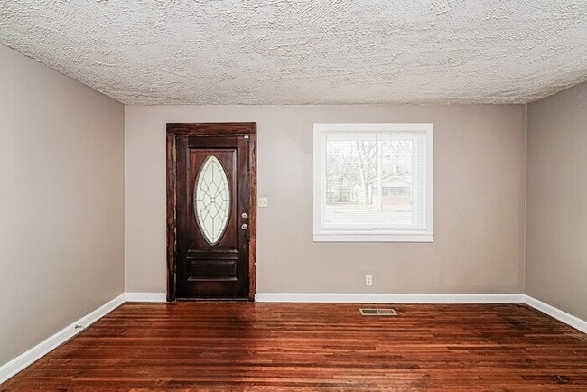 Photo - 1153 14th Pl SW