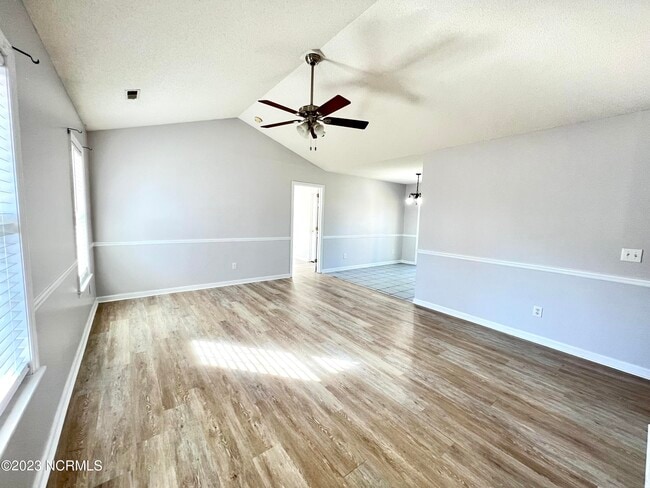 Photo - 917 Gordon Woods Rd